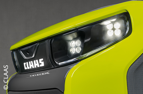 Striking CLAAS logo bezel